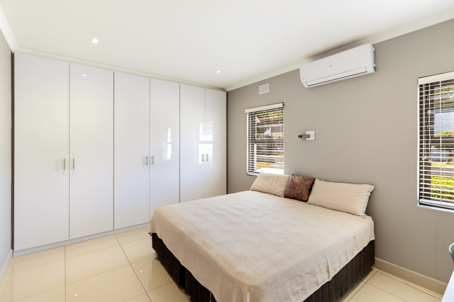 4 Bedroom Property for Sale in Pearl Marina Western Cape
